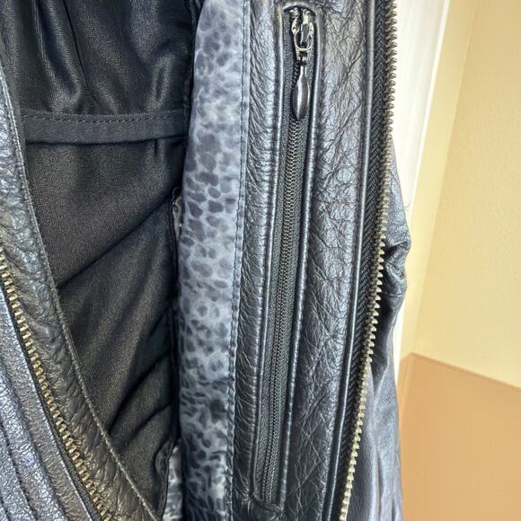 2011 Harley Davidson Temptress Bling Studded Leather Riding Gear Jacket SZ XS - Picture 4 of 10